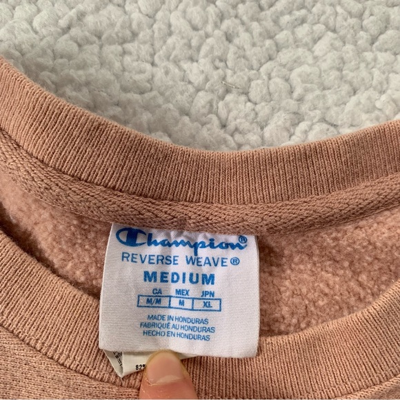 Champion Light Pink Crewneck - Picture 6 of 8
